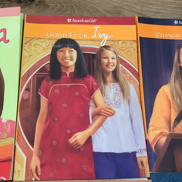 American girl book set. Great condition - Picture 3 of 9